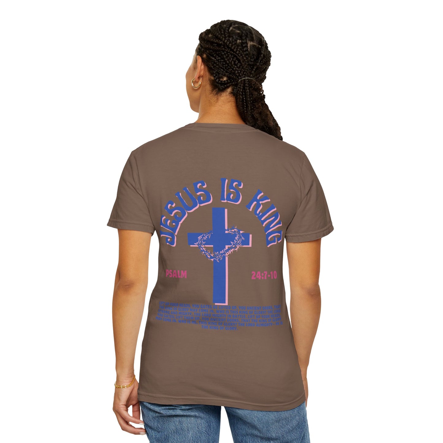 JESUS IS KING - GRAPHIC TEE