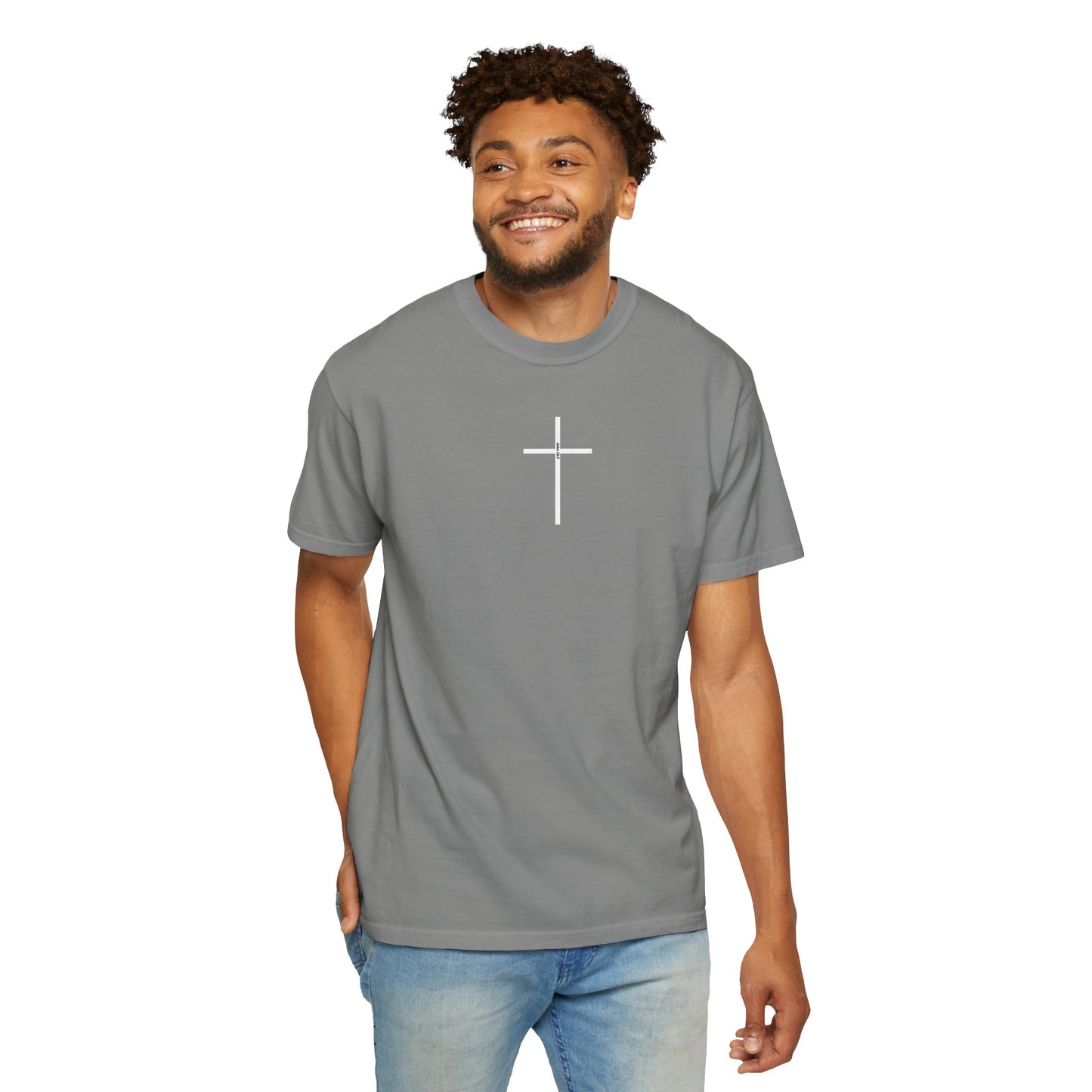JESUS IS KING - GRAPHIC TEE