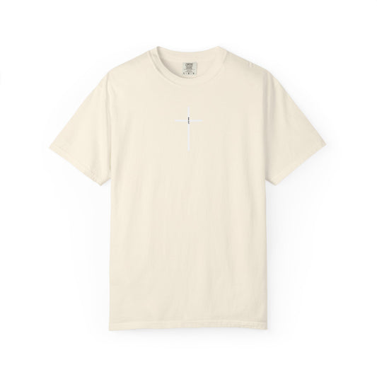 JESUS IS KING - GRAPHIC TEE